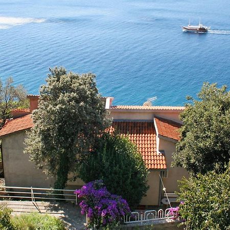 Apartments By The Sea Stanici, Omis - 1028 Tice Exteriér fotografie